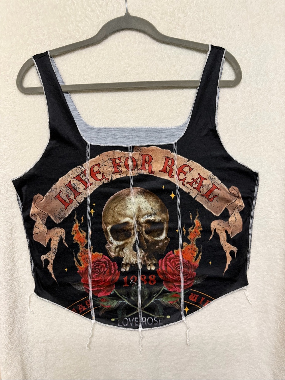 Live For Real Skull & Rose Graphic Crop Tank - Black